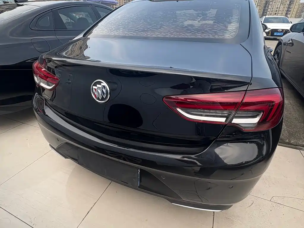 Buick Regal 2022 — фото 15