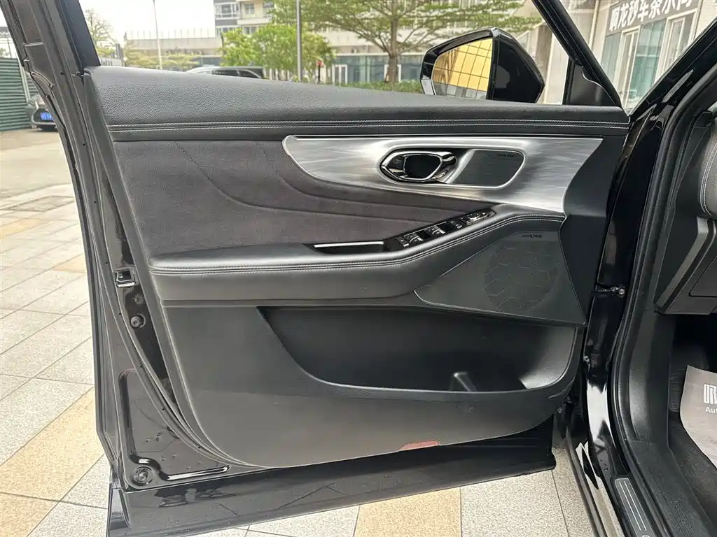 GAC Motor Trumpchi GS8 2022 — фото 24