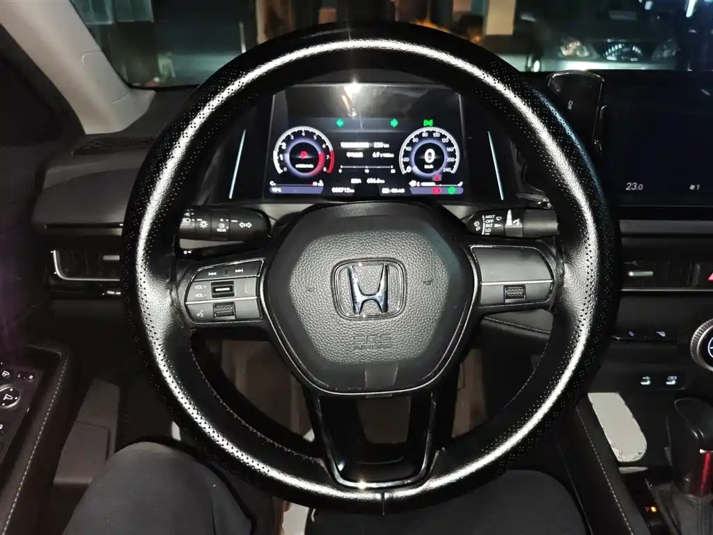 Honda Inspire 2023 — фото 11