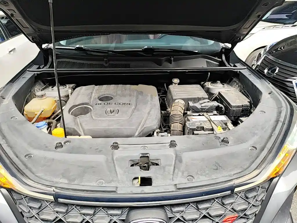 Changan CS75PLUS 2020 — фото 16
