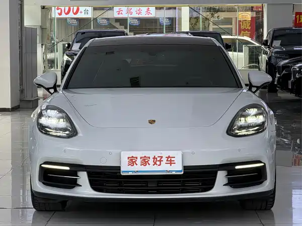 Porsche Panamera 2018