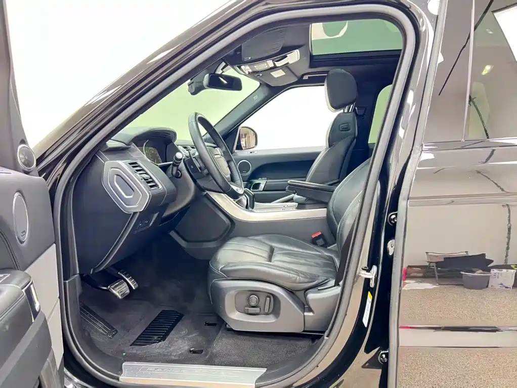 Land Rover Range Rover Sport 2015 — фото 11