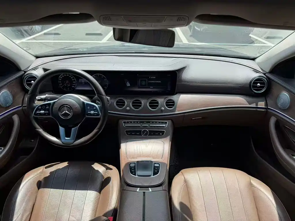 Mercedes-Benz E-Class 2019 — фото 4