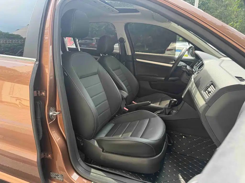 Volkswagen Gran Lavida 2017 — фото 12