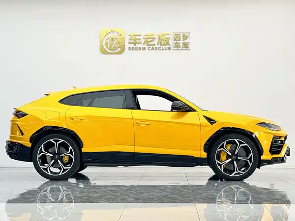 Lamborghini Urus 2023