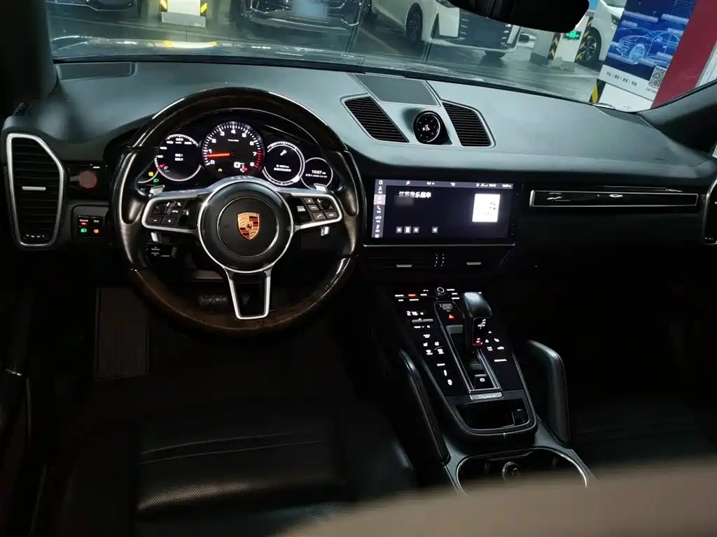 Porsche Cayenne 2018 — фото 6