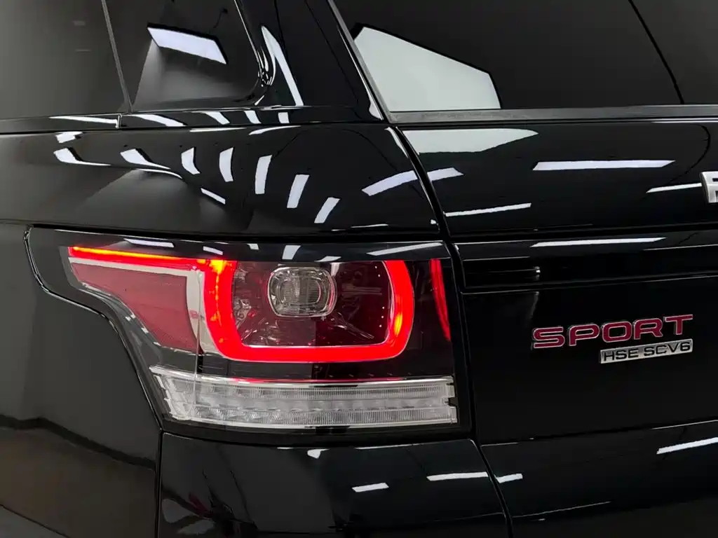 Land Rover Range Rover Sport 2015 — фото 8