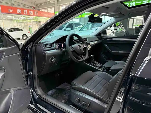 Skoda Superb 2022