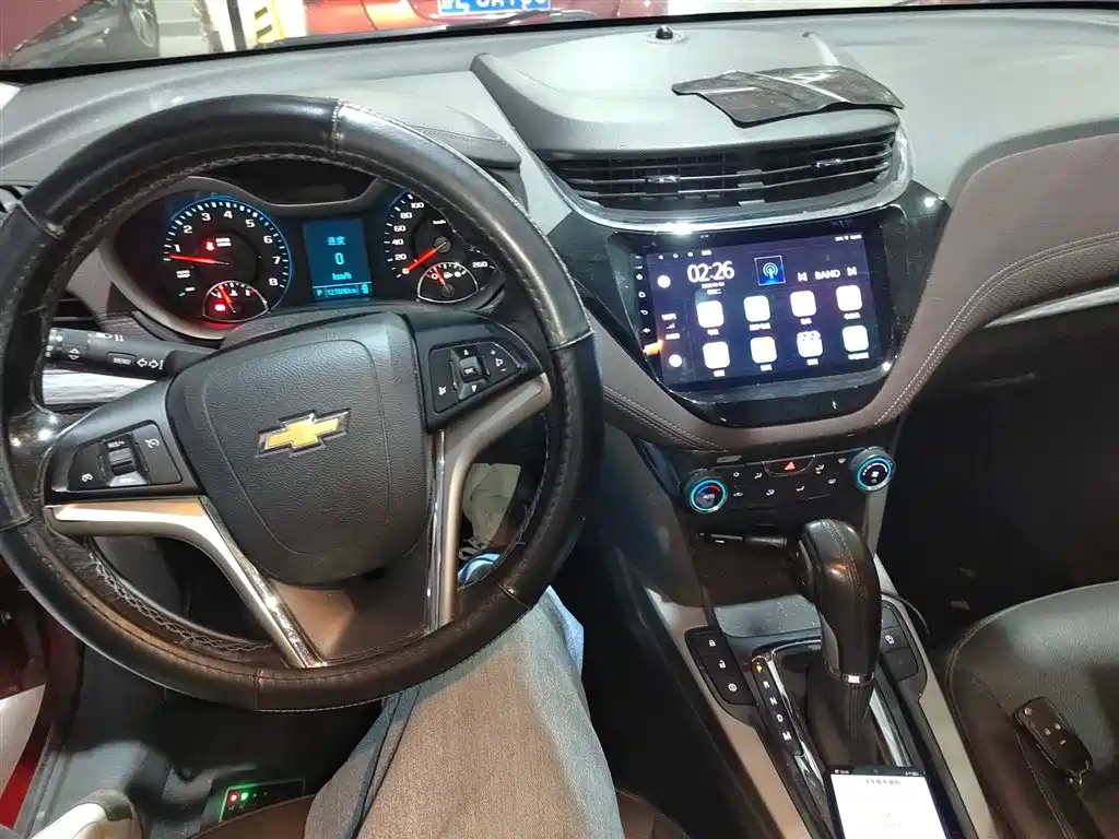 Chevrolet Malibu 2018 — фото 10