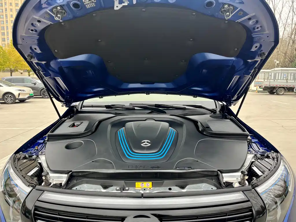Mercedes-Benz EQC 2022 — фото 27
