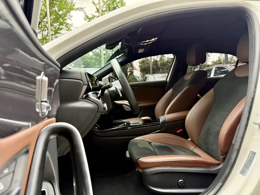 Mercedes-Benz A-Class 2022 — фото 16