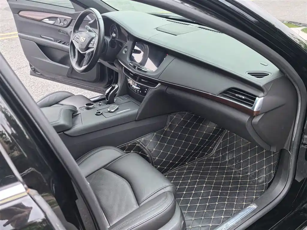Cadillac CT6 2021 — фото 17