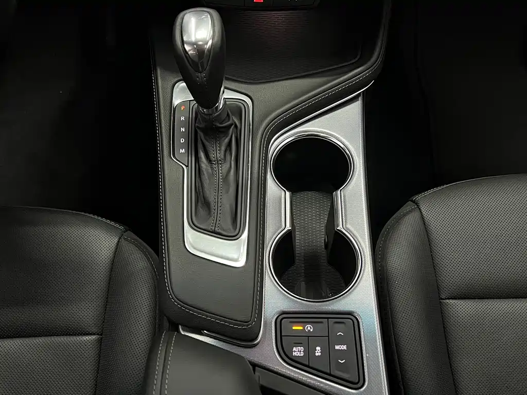 Cadillac CT4 2023 — фото 15
