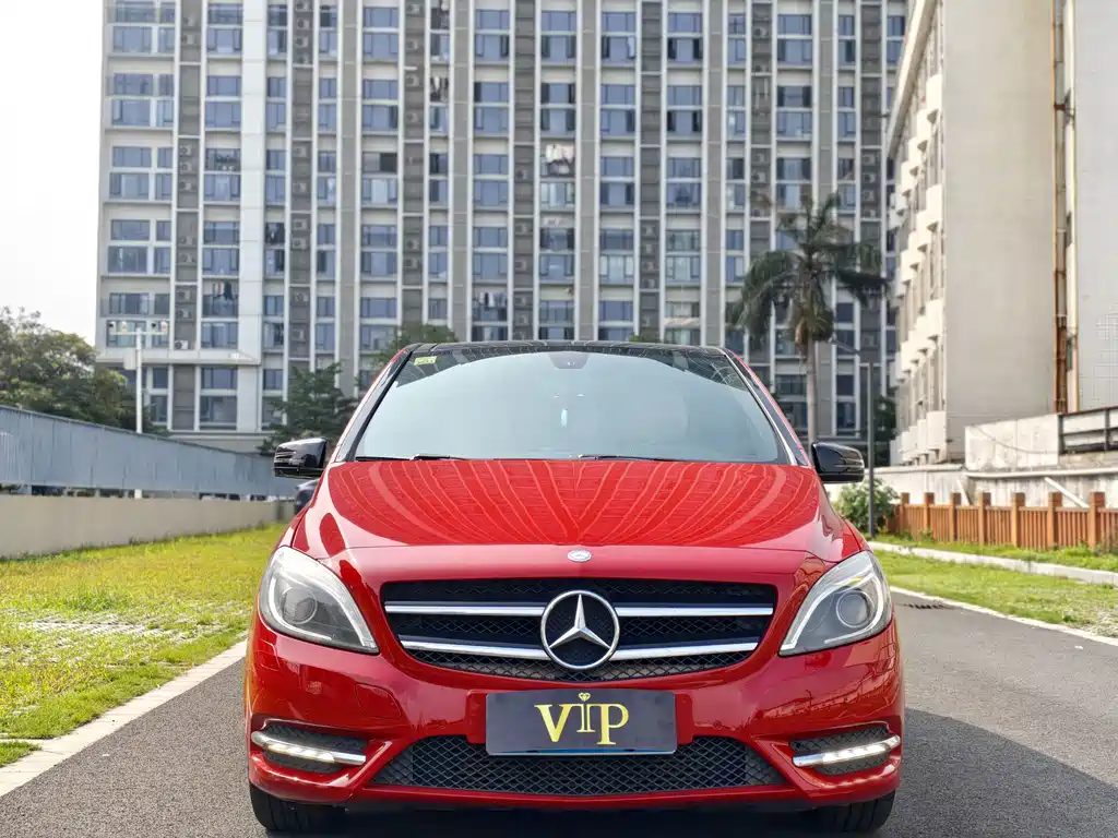 Mercedes-Benz B-Class 2013