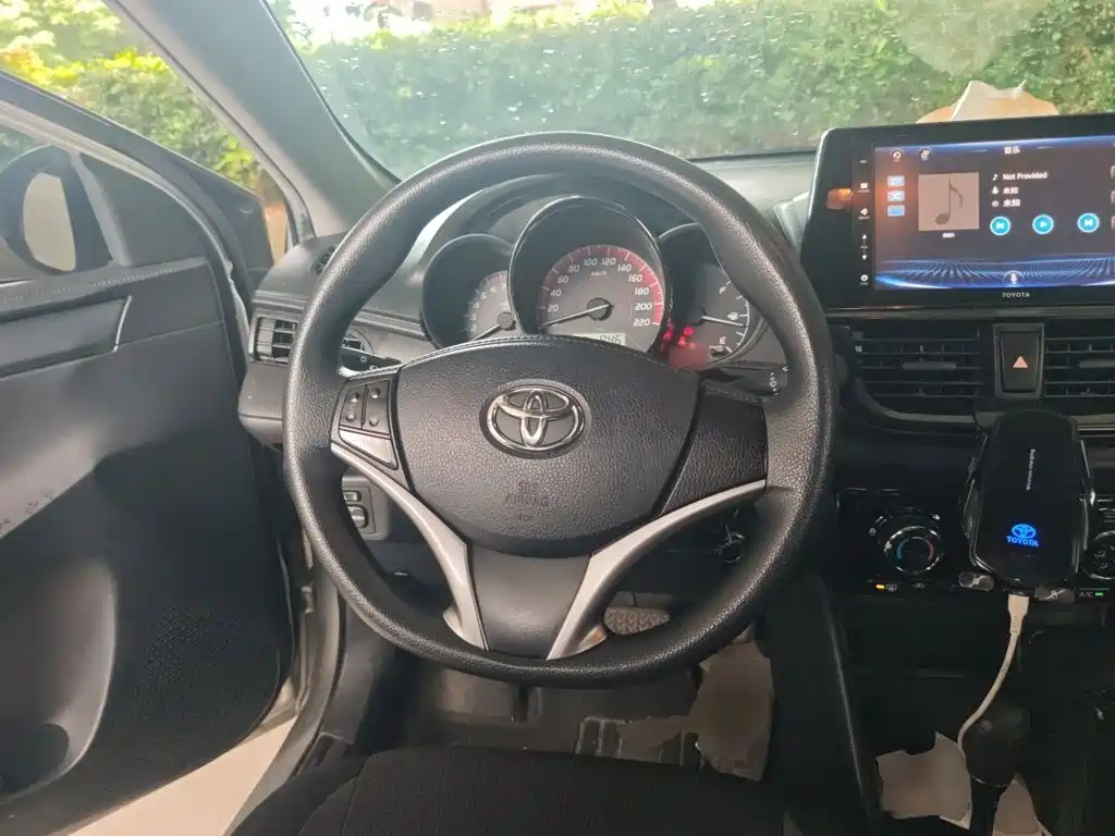 Toyota Vios 2022 — фото 11
