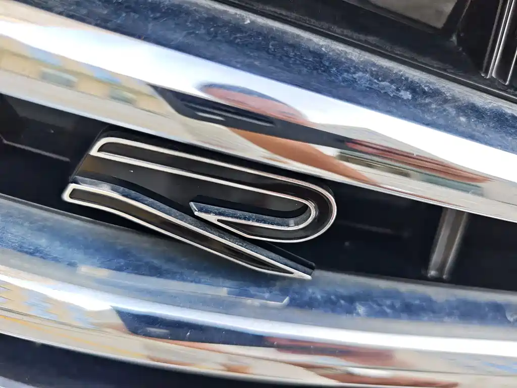 Volkswagen Tiguan L 2023