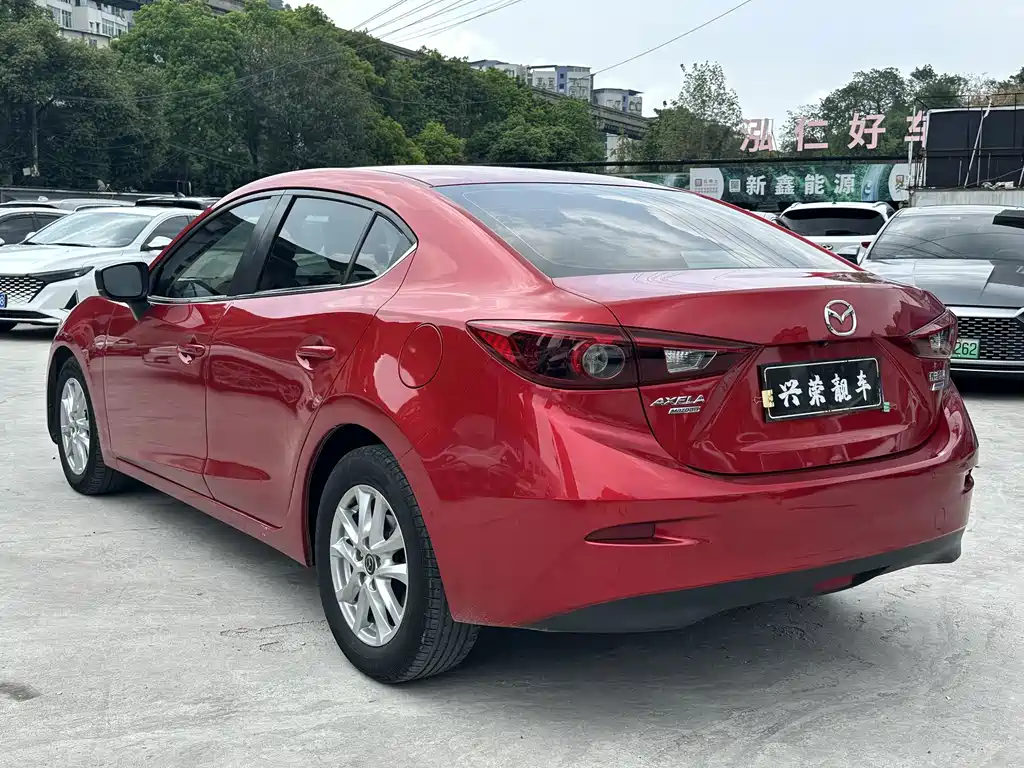 Mazda 3 Axela 2019