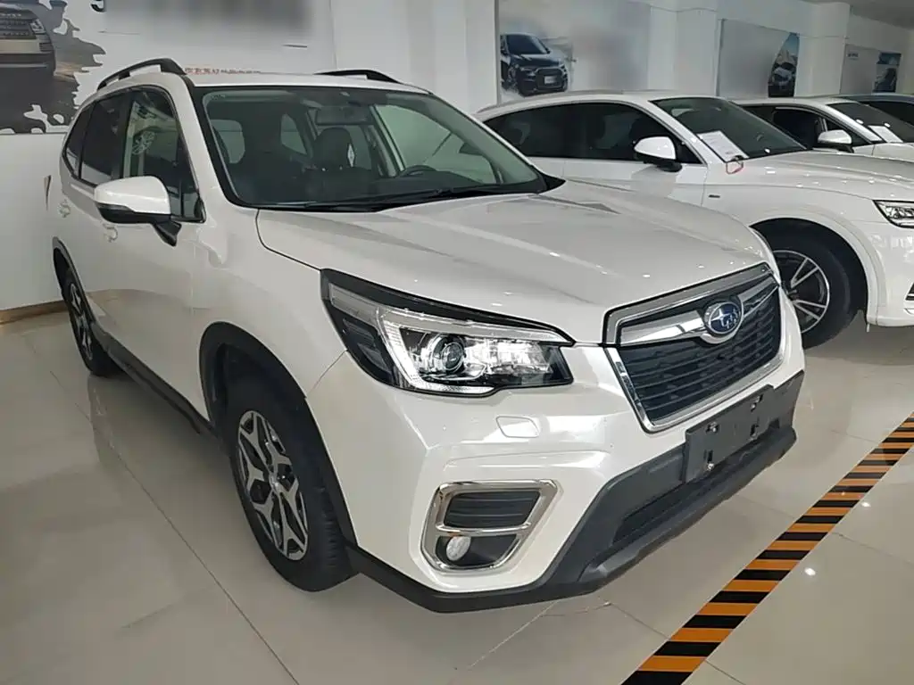 Subaru Forester 2020 — фото 4