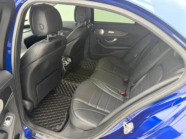 Mercedes-Benz C-Class 2018