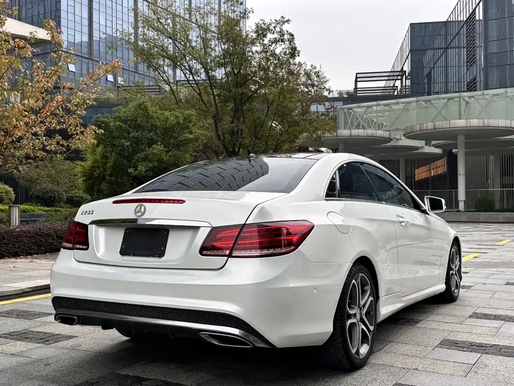 Mercedes-Benz E-Class 2016 — фото 4
