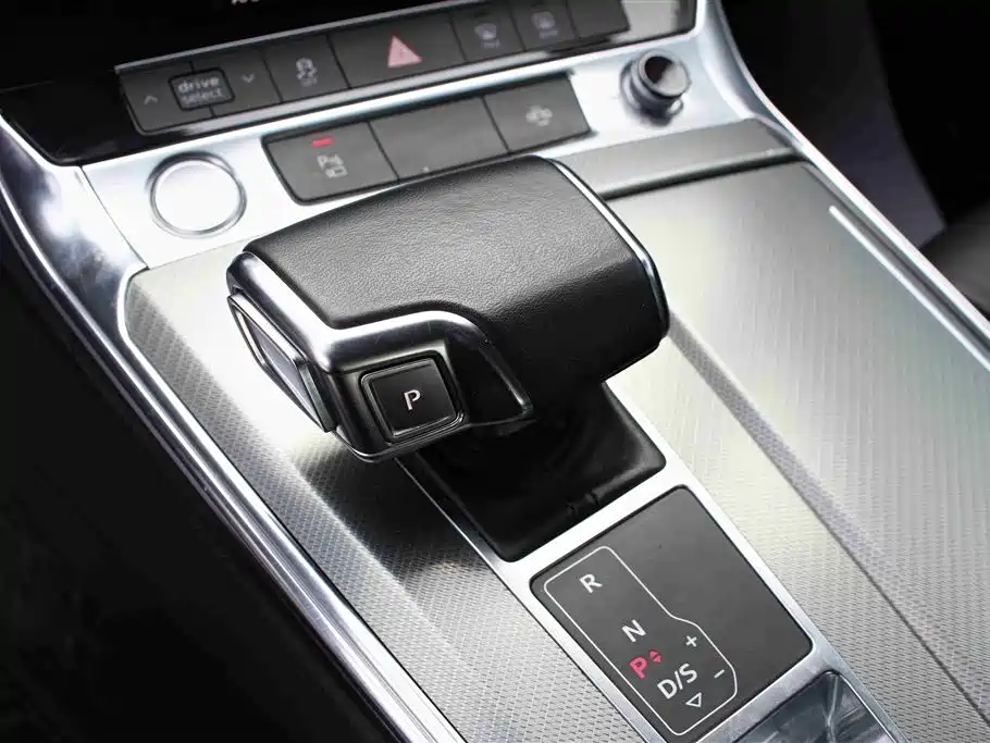 Audi A6L 2020 — фото 16