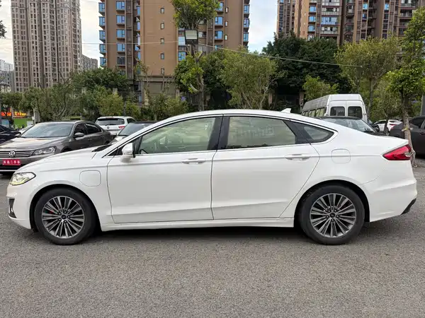 Ford Mondeo New Energy 2020