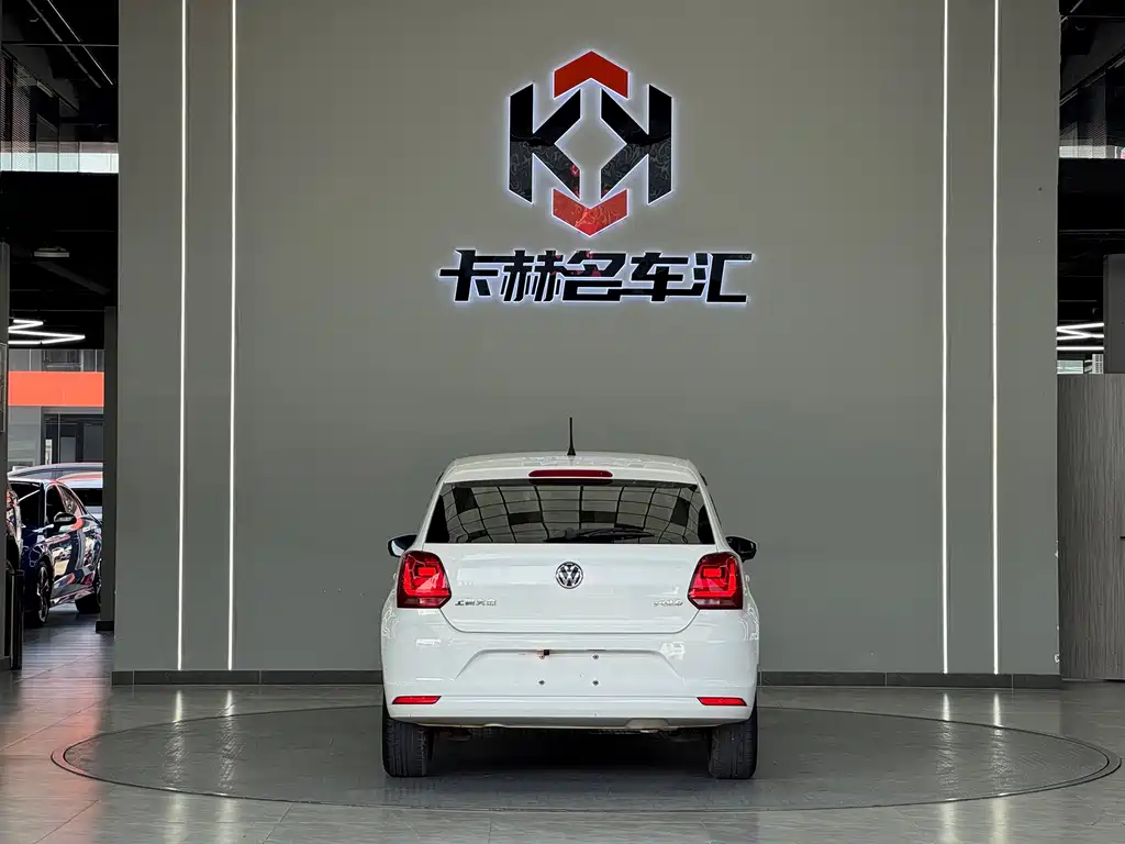 Volkswagen Polo 2016