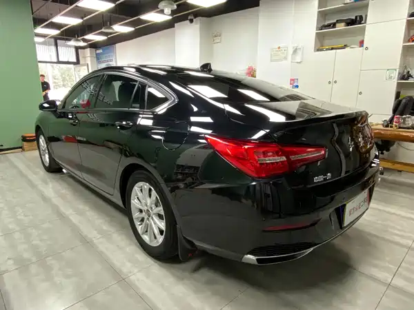 Hongqi H5 2019