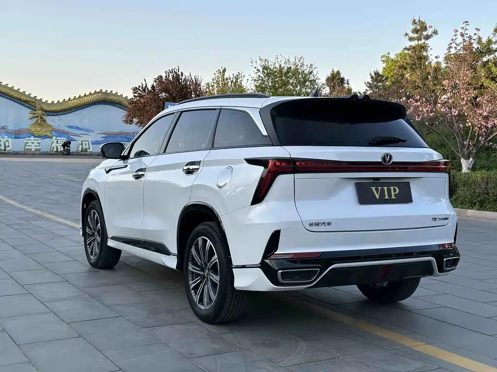 Changan CS75 PLUS 2023 — фото 7