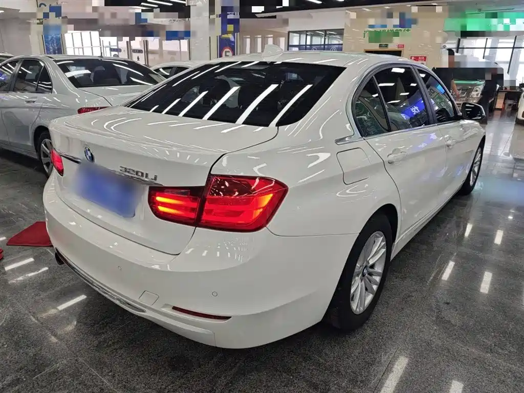 BMW 3 Series 2015 — фото 5