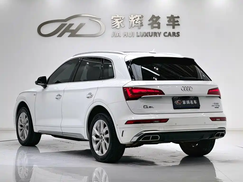 Audi Q5L 2022 — фото 6