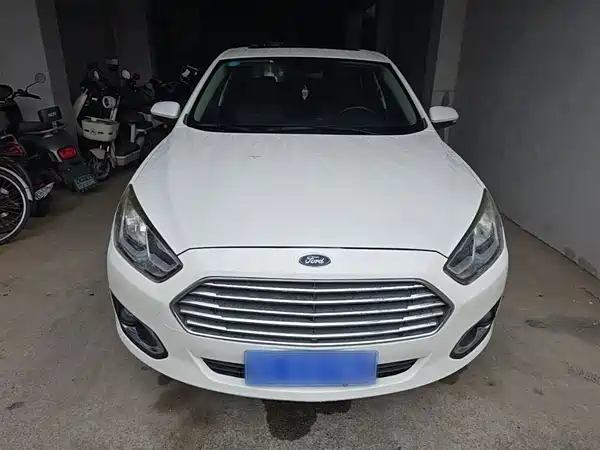 Ford Escort 2017