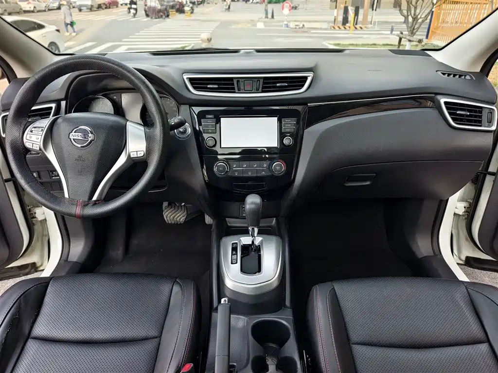 Nissan Qashqai 2018 — фото 13
