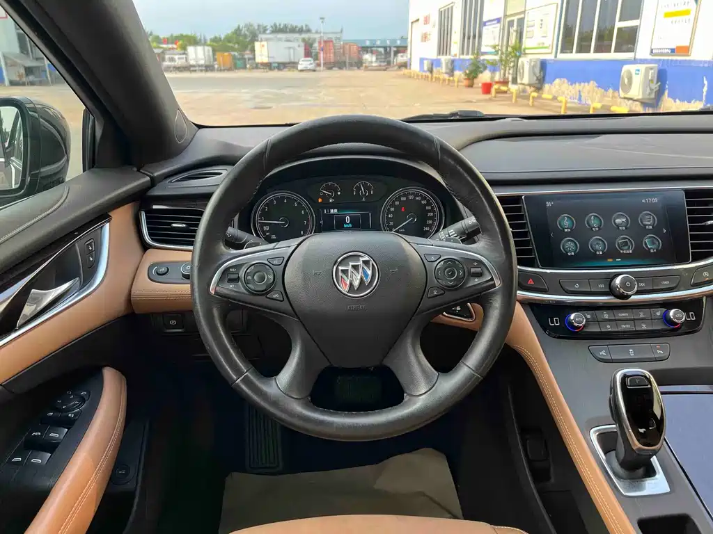 Buick LaCrosse 2018 — фото 9