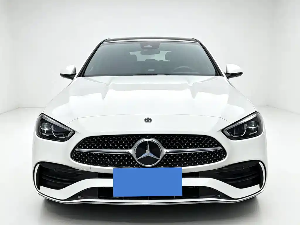 Mercedes-Benz C-Class 2024
