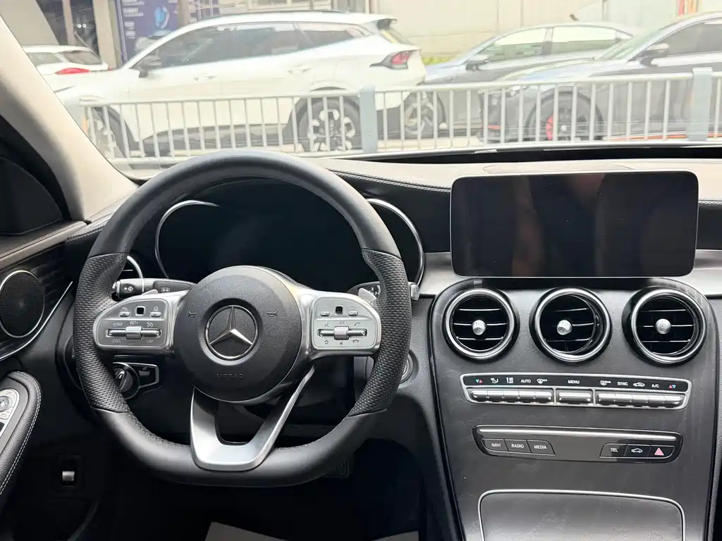 Mercedes-Benz C-Class 2020 — фото 15