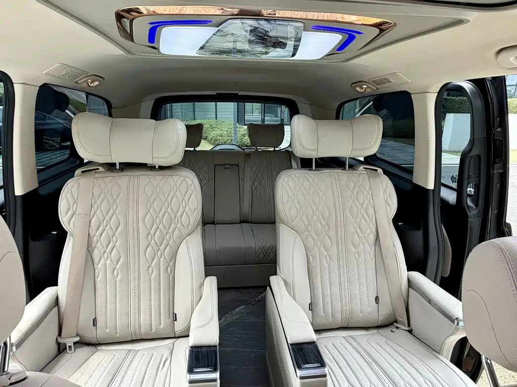Mercedes-Benz Vito 2021 — фото 15