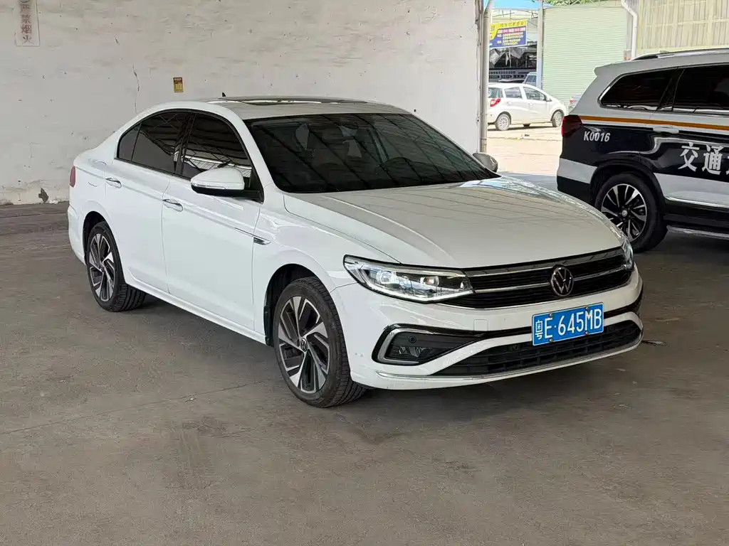 Volkswagen Bora 2022