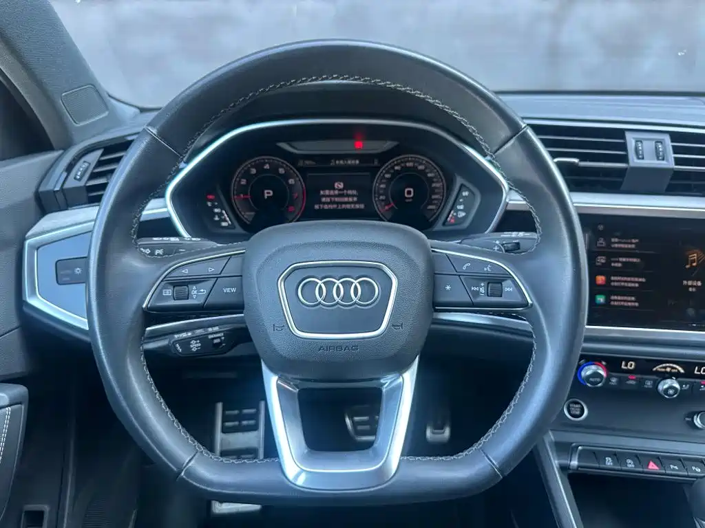 Audi Q3 2025 — фото 14