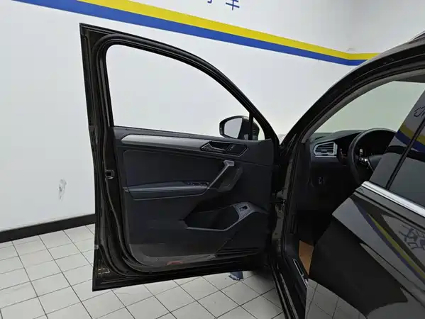 Volkswagen Tiguan L 2017
