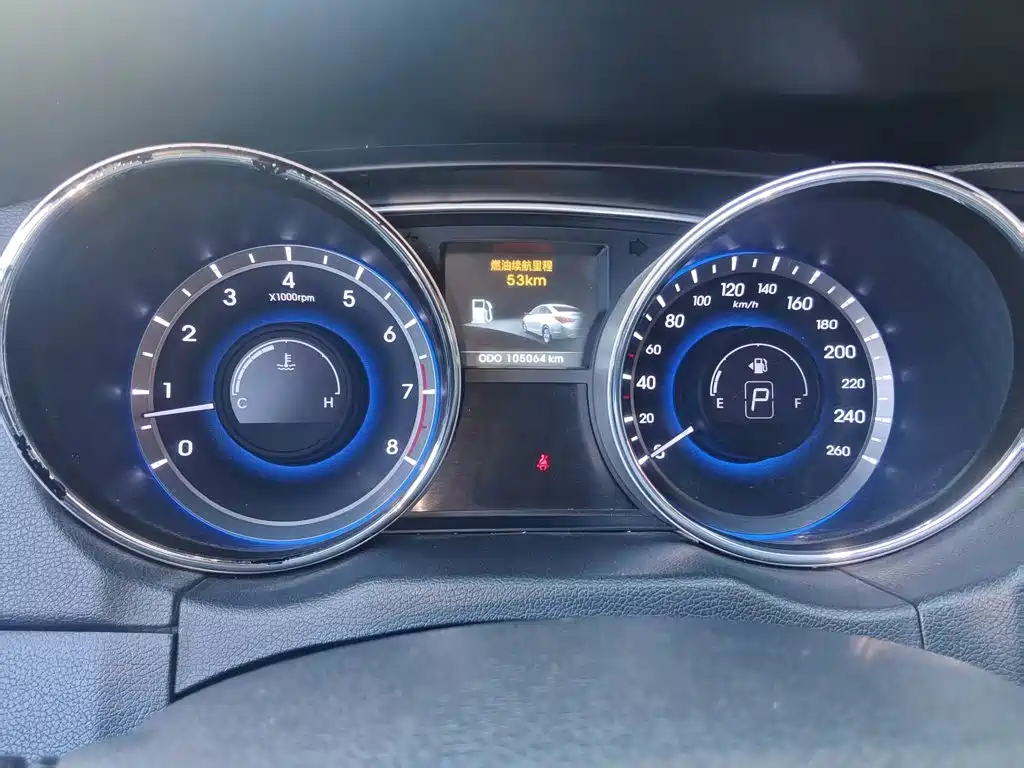 Hyundai Sonata 2015 — фото 12