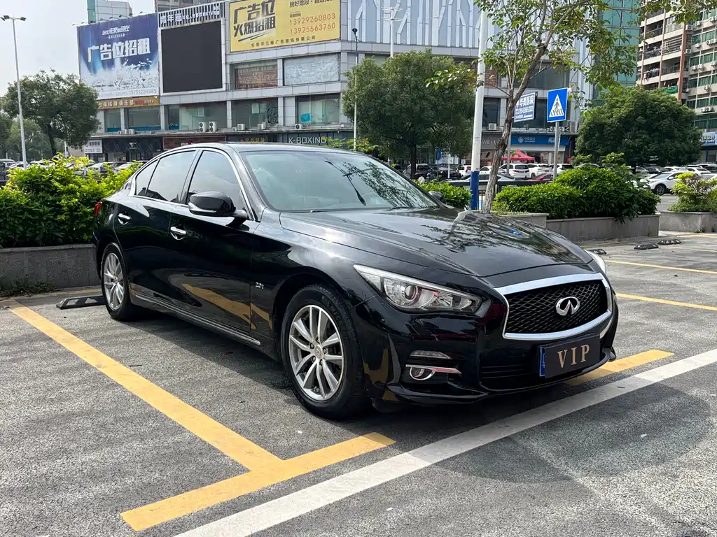Infiniti Q50L 2015 — фото 3