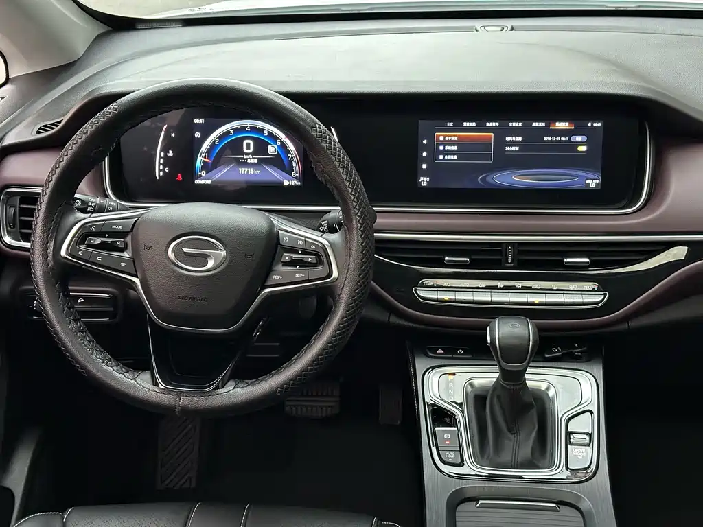 GAC Trumpchi M6 2022 — фото 14