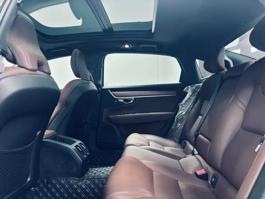 Volvo S90 2025 — фото 10