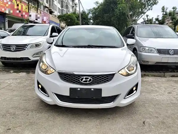 Hyundai Elantra Langdong 2017