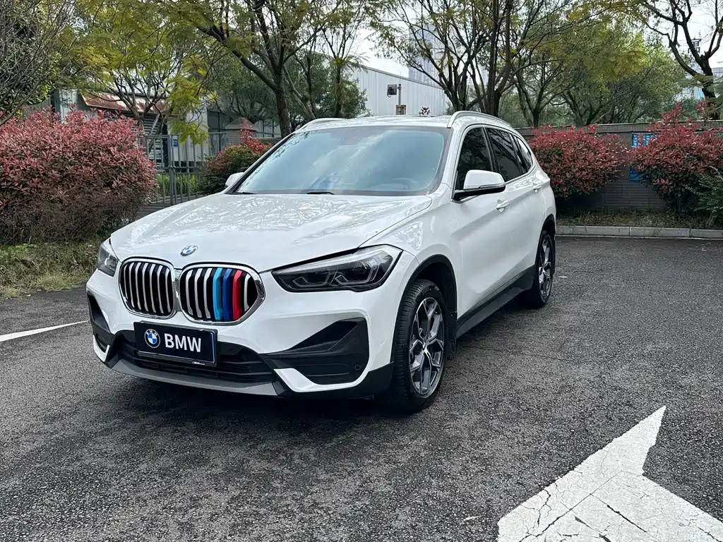 BMW X1 2020 — фото 1