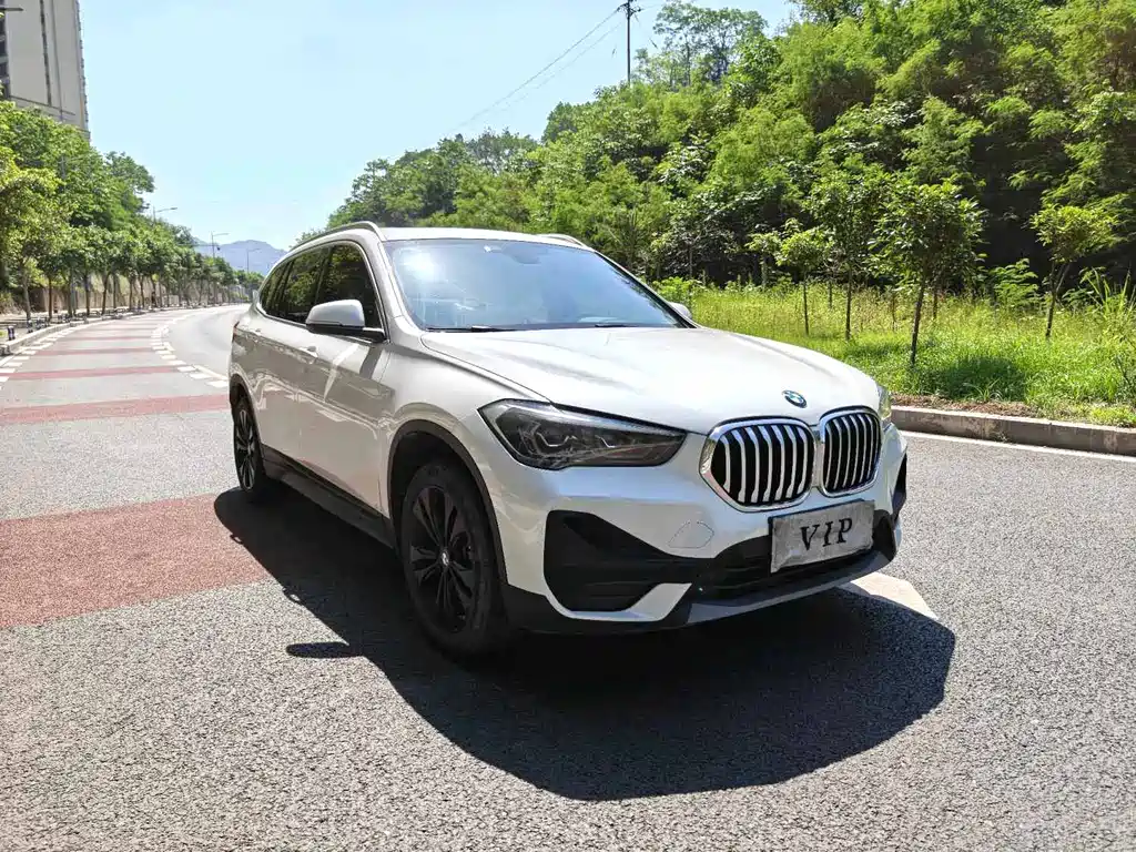 BMW X1 2020 — фото 14