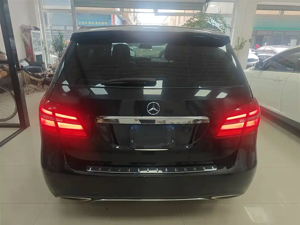 Mercedes-Benz B-Class 2015 — фото 4