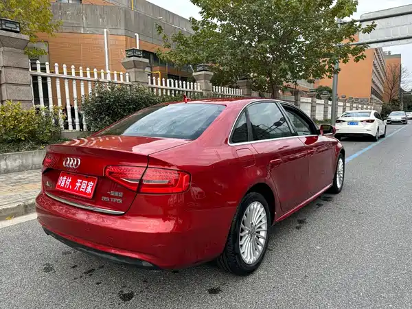 Audi A4L 2013
