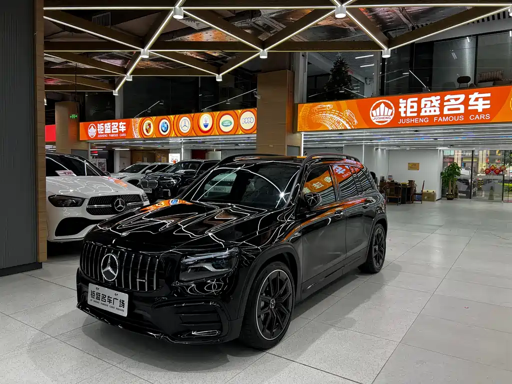 Mercedes-Benz GLB AMG 2024 — фото 1